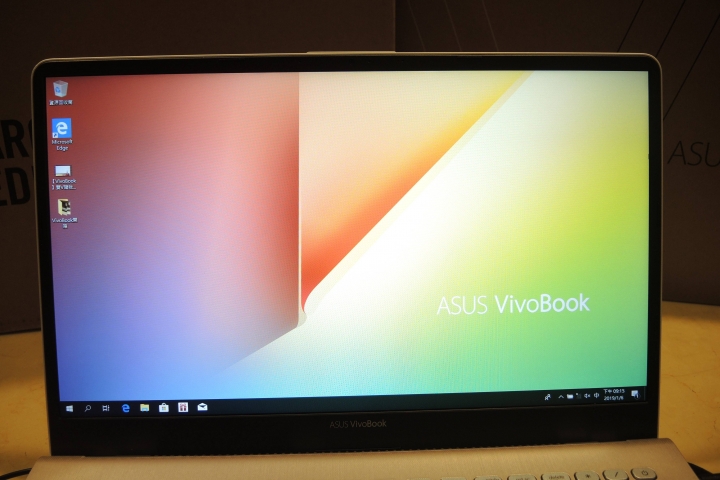 ASUS VivoBook S15 購入第一台自己買的筆電開箱