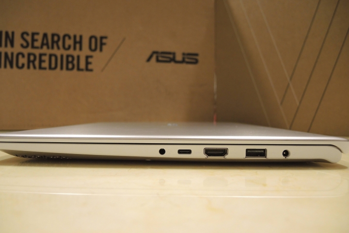 ASUS VivoBook S15 購入第一台自己買的筆電開箱