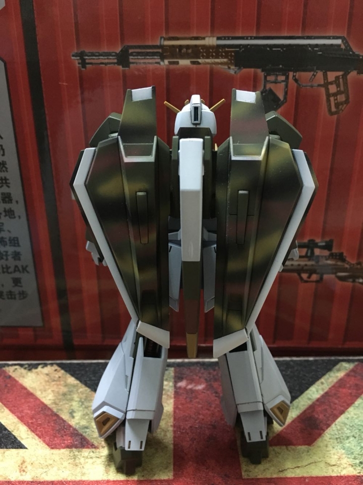 2018年的手尾，昨晚终於完成了 Z gundam