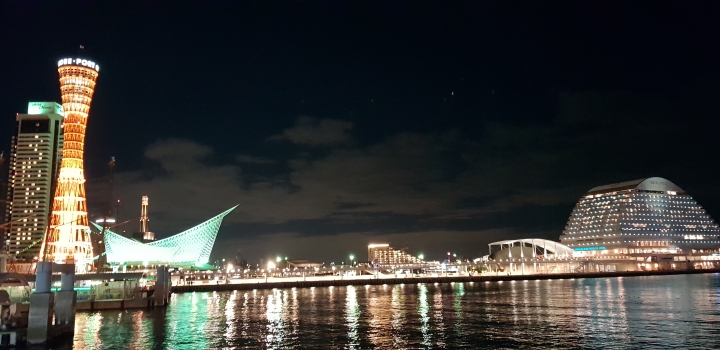 [2018.12.30-2019.01.01]兵庫県神戸市跨年散走之旅(嗯哼，大推神戶牛的鐵板燒太好吃啦！！！)