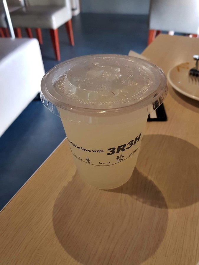 台中大魯閣新時代購物中心[連鎖] 三皇三家義式餐廳下午茶 2018食記~ 推薦沙拉系列不錯吃~加line好友可以送一杯100元飲料耶~