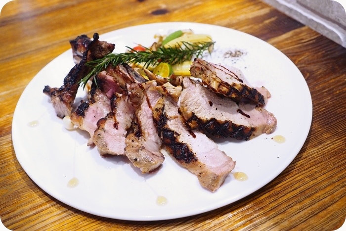 ▋捷運中山站美食 ▋First One Bistro 佛斯特旺餐酒館，超精彩的義式餐點秀！！