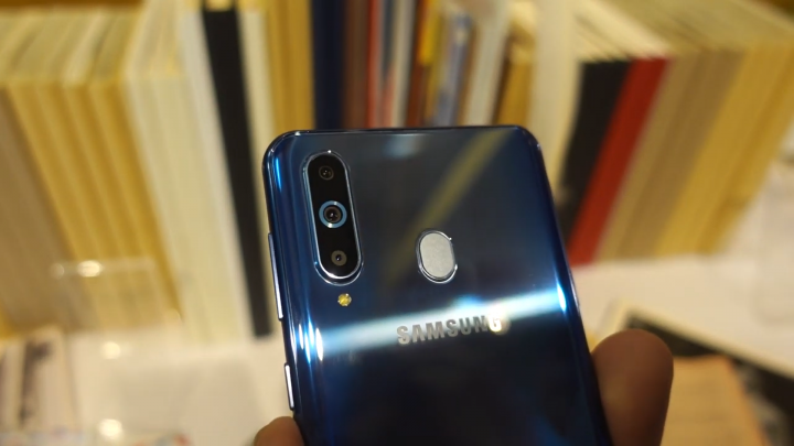 三星Galaxy A8s 快速上手體驗
