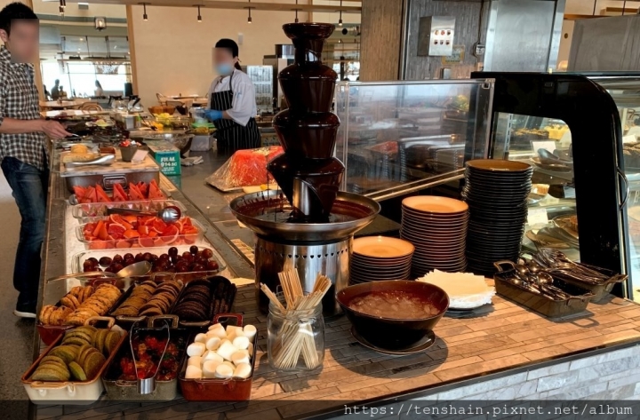 [台北美食]松山意舍Que原木燒烤餐廳早午餐~太讚啦！