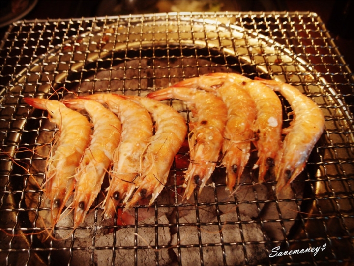 炎官炭火燒肉|新店大坪林站對面,0燒肉吃到飽,免服務費 - 達人Emily的播報台