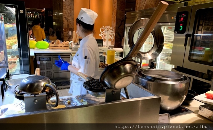 [台北美食]喜來登大飯店十二廚~怎麼會這樣？