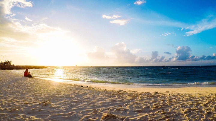 馬爾地夫居民島當地生活與絕美夕陽！5分鐘帶你環島居民島Maafushi (下集)｜馬爾地夫 EP 9｜居民島｜旅行，路上。