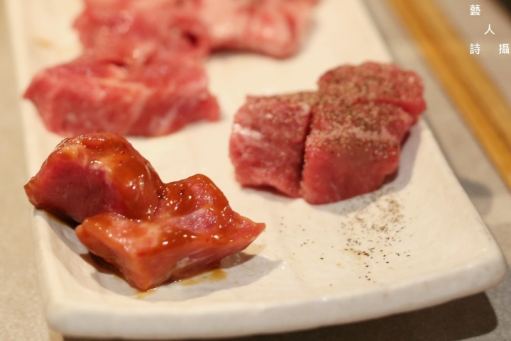 跳入牛花火舞吃到飽《火之舞蓁品燒》和牛放題