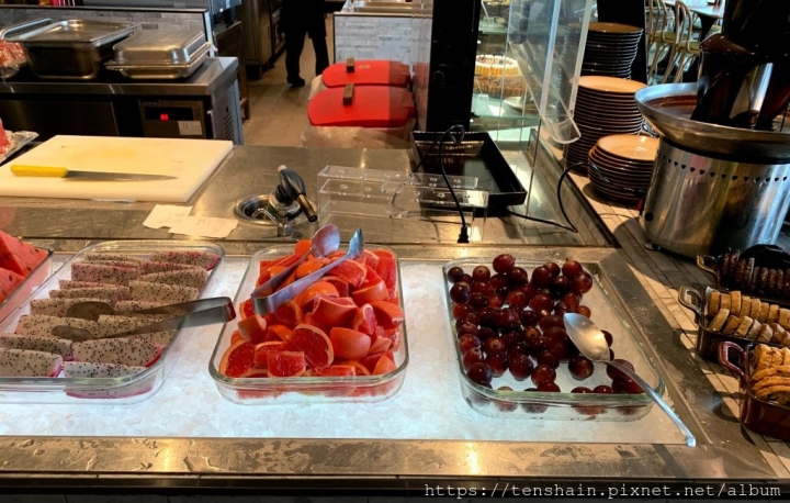 [台北美食]松山意舍Que原木燒烤餐廳早午餐~太讚啦！