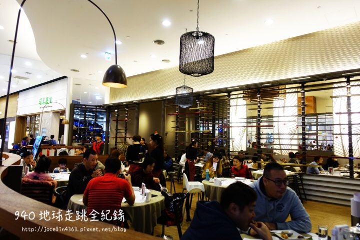 [桃園 • 南崁美食] 紅舍泰式料理台茂店 | 血拚後的聚餐好去處，品嘗菜色多樣化的泰式料理