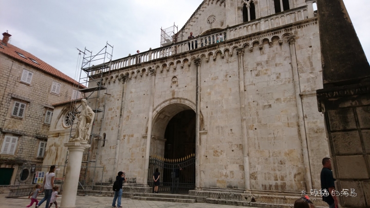 [大頭貓的海島] 小島上的小古城 特洛吉爾 Trogir
