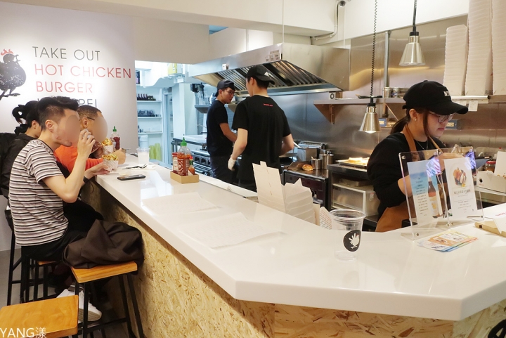 【信義區】BURGER OUT，美式炸雞漢堡大口吃
