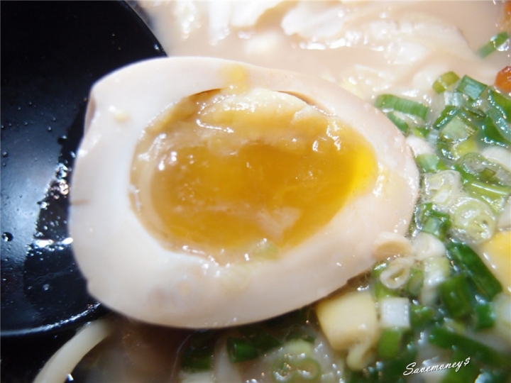 一心豚骨拉麵｜台中火車站美食,堅持湯頭純手工熬煮,拉麵0起 - 達人Emily的播報台