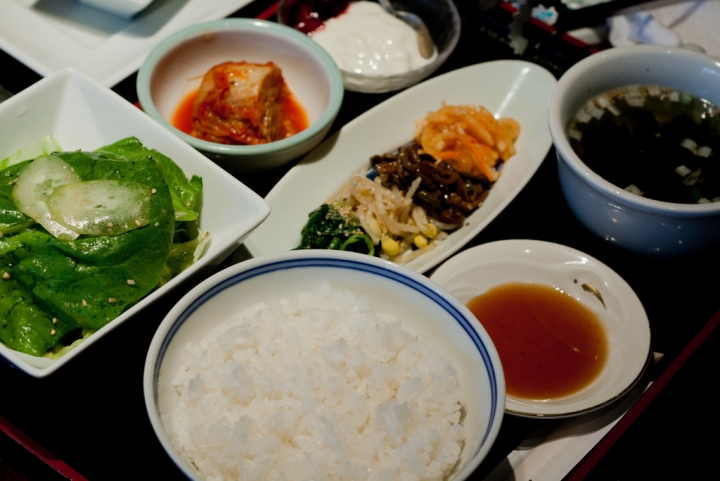 【美食。食記】東京 池袋 好吃！但這家不行！ 敘敘苑 池袋東口站前店 燒肉 和牛 連鎖店 號稱推薦必吃 分店 地雷