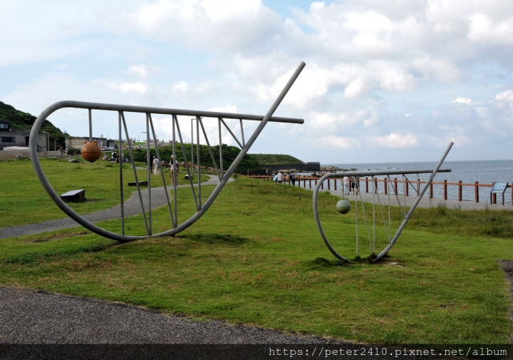 【基隆】八斗子潮境公園│哈利波特飛天掃帚必拍，擁有無邊海景，可欣賞日出日落