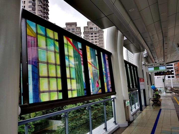 [新北市淡水區捷運]淡海輕軌 2018/12/24開始試營運 免費搭乘一個月 半日遊之淡水行政中心站v.s.淡海新市鎮站v.s.竿蓁林站 參觀幾米裝置藝術療癒大小朋友的心~