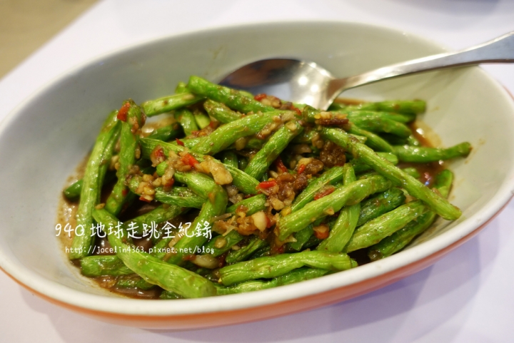 [桃園 • 南崁美食] 紅舍泰式料理台茂店 | 血拚後的聚餐好去處，品嘗菜色多樣化的泰式料理