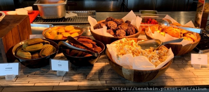 [台北美食]松山意舍Que原木燒烤餐廳早午餐~太讚啦！