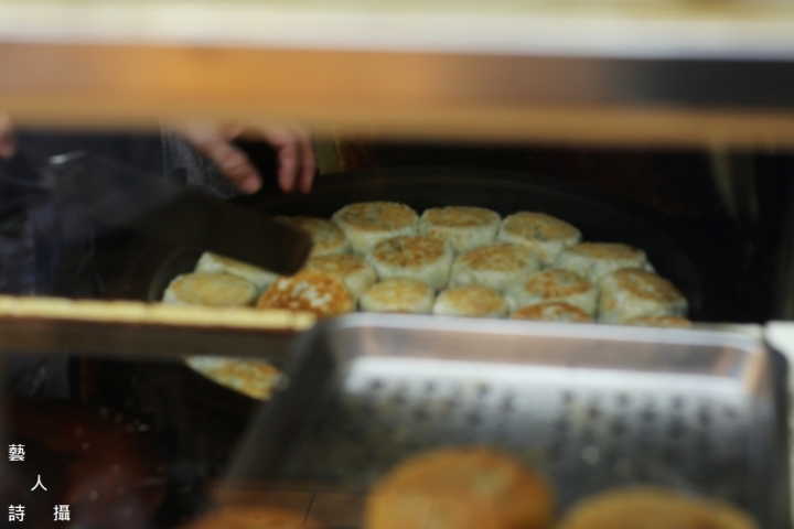 東門市場飄香數十載.爆漿餡餅《利隆餅店》