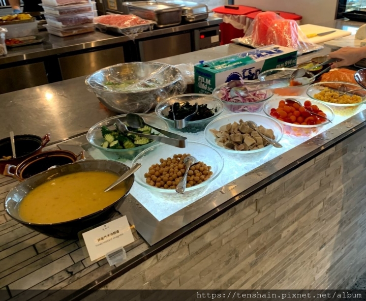 [台北美食]松山意舍Que原木燒烤餐廳早午餐~太讚啦！