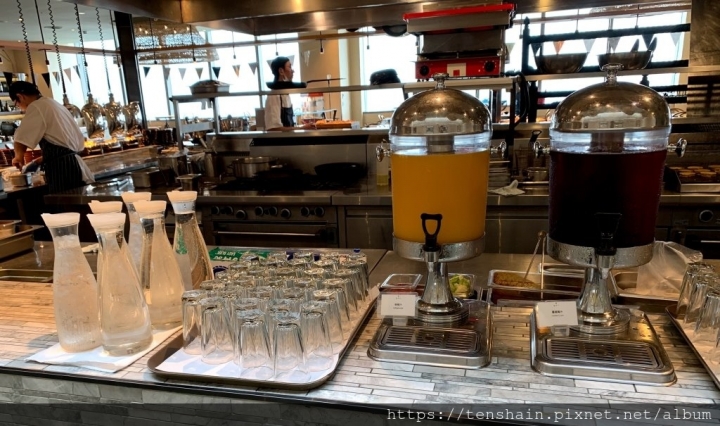 [台北美食]松山意舍Que原木燒烤餐廳早午餐~太讚啦！