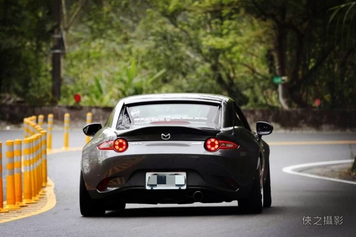逆天炸裂4.7秒！？Mazda MX-5 290匹HKS機械增壓進化版實測試駕！