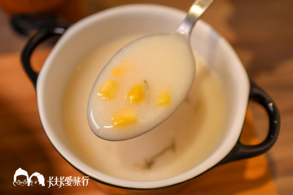 羅東下午茶-Homing Cafe歸巢咖啡|不只下午茶甜點還有美味燒肉飯和關東煮