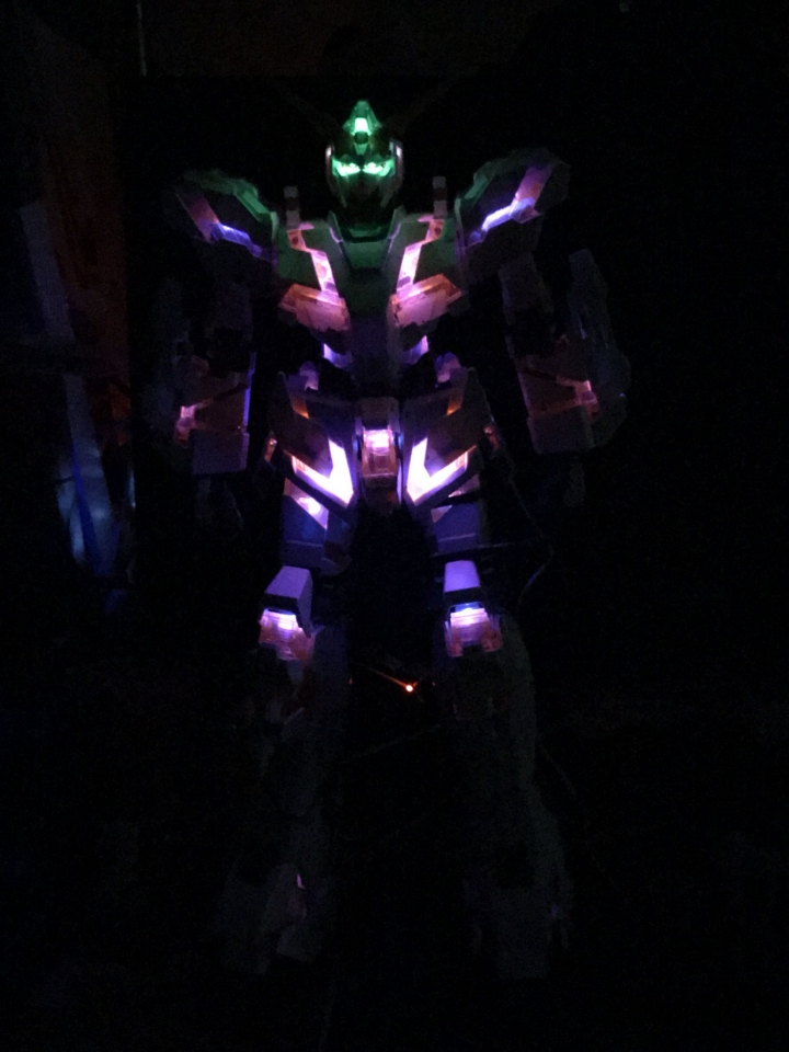 MEGA Unicorn 1/48 LED燈組改造
