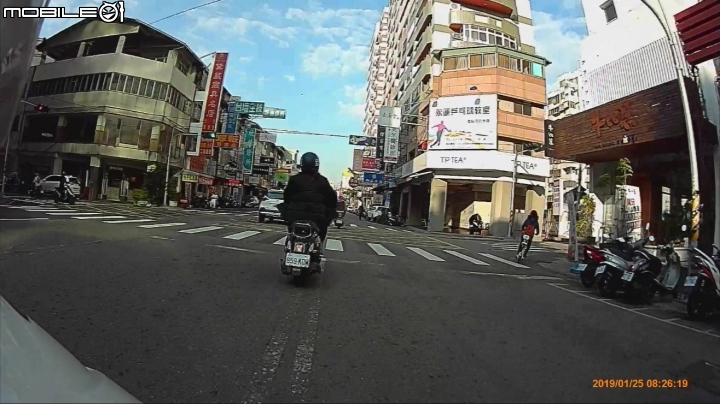 點我看大圖 長程騎車好選擇-大通GX1+ 機車行車記錄器