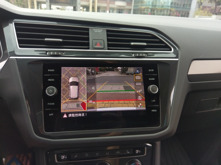 New tiguan off road 升級盲點偵測及駛出輔助  原廠數字型胎壓 及隱藏功能分享