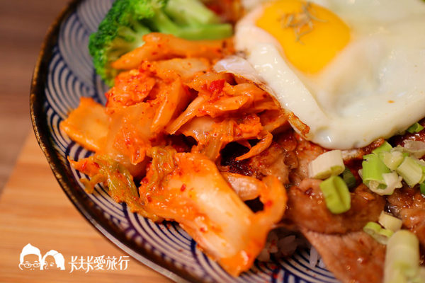 羅東下午茶-Homing Cafe歸巢咖啡|不只下午茶甜點還有美味燒肉飯和關東煮