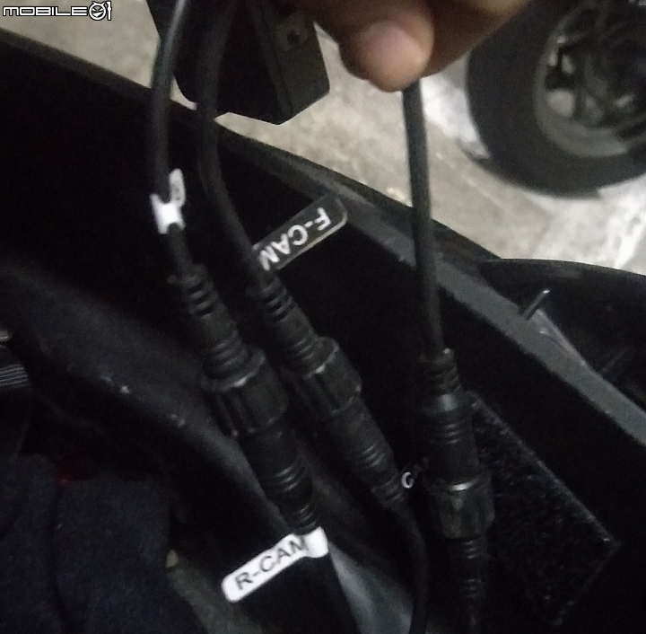 實測大通GX1雙鏡頭機車記錄器