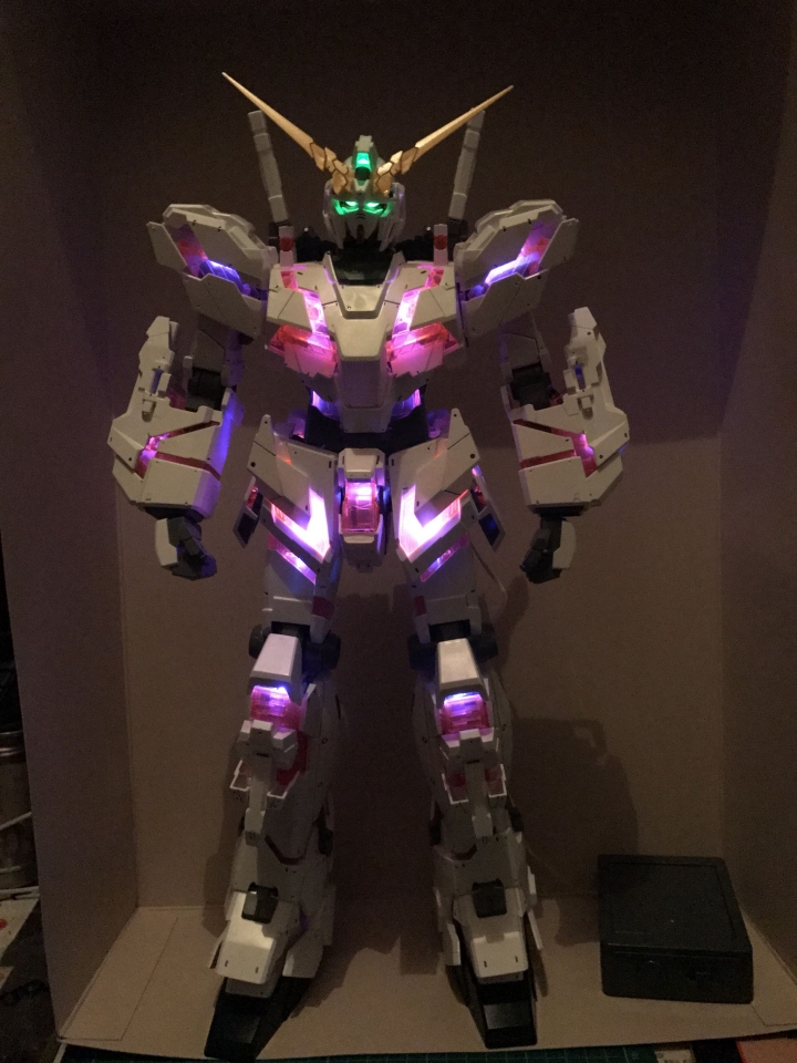 MEGA Unicorn 1/48 LED燈組改造