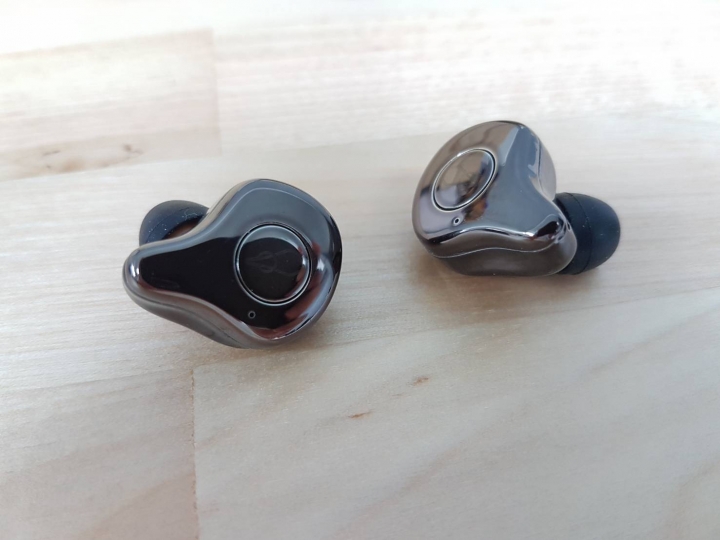 【開箱】終於入手Sabbat E12真無線藍牙耳機