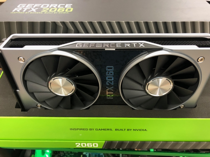 [開箱] 入門光追 NVIDIA RTX 2060 6G (圖多)