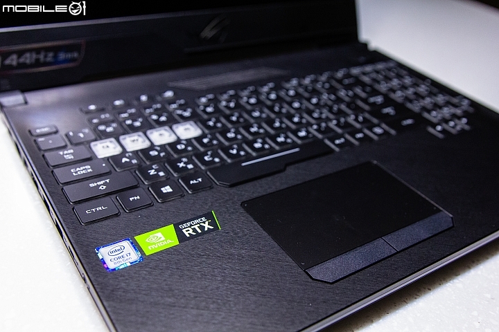 [用家開箱]我的第一台 ROG STRIX HERO II RTX 版
