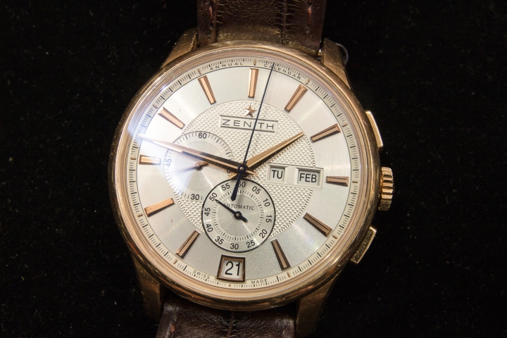 有人能幫估一下 真力時Zenith ELPRIMERO 系列18.2070.4054玫瑰金手錶