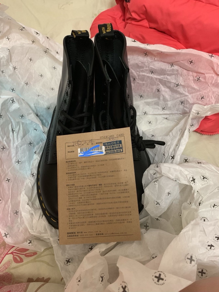 經典鞋 馬汀8孔 推坑開箱文 存錢買雙好鞋走踏