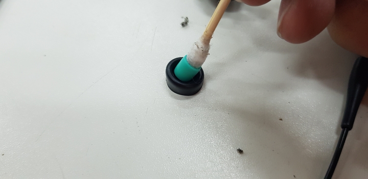 [不專業DIY分享]Sony MDR-EX1000 清潔保養及更換耳管濾棉
