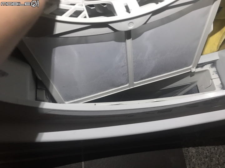 第一次開箱 LG免曬衣機 WR-90TW