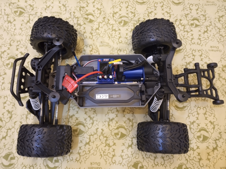 1:10 4WD 大腳電車新手心得分享