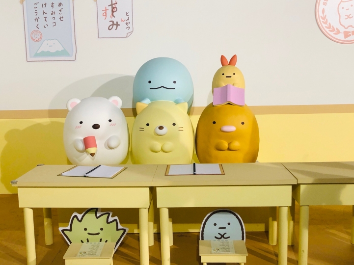 真的去看角落生物展了XD