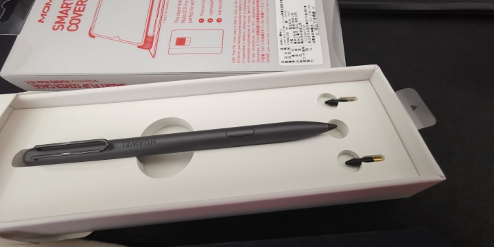 收到登錄的皮套以及觸控筆了
