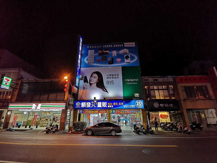 S10+ 簡單開箱及夜拍測試(DXO 109分表現如何? )