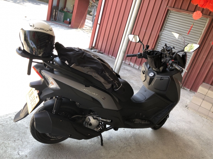SYM joymax 300 我也來開箱