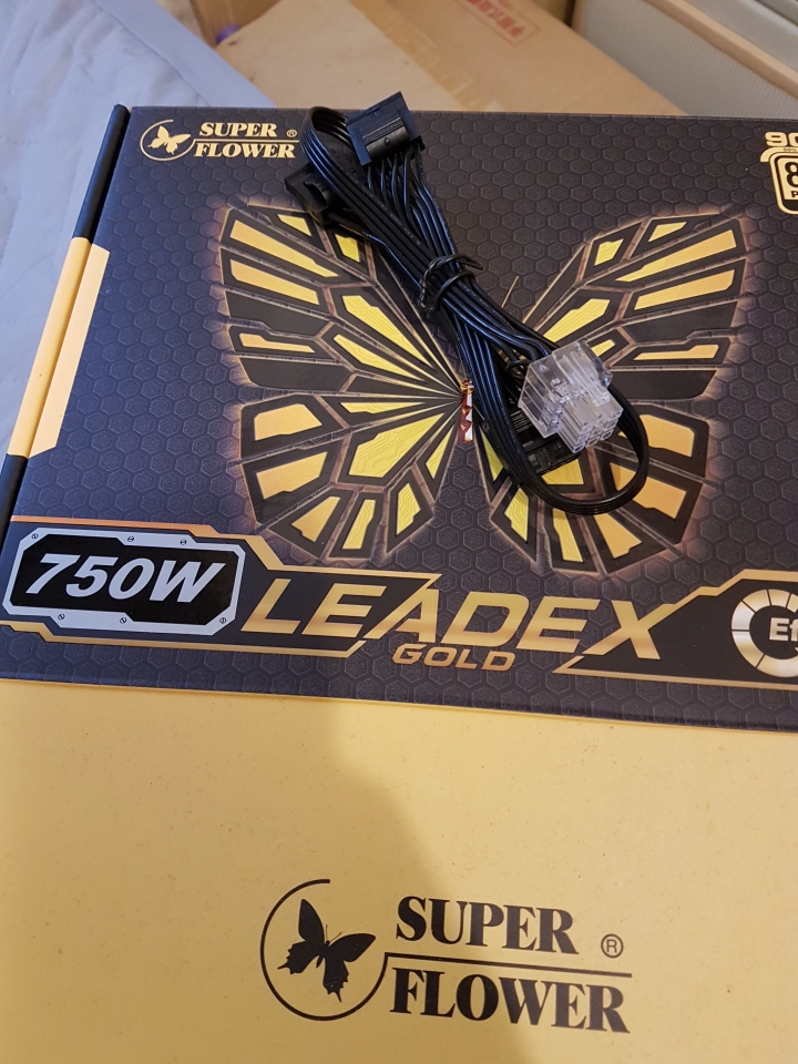 振華 Leadex 750W 有賣sata電源模組嗎?