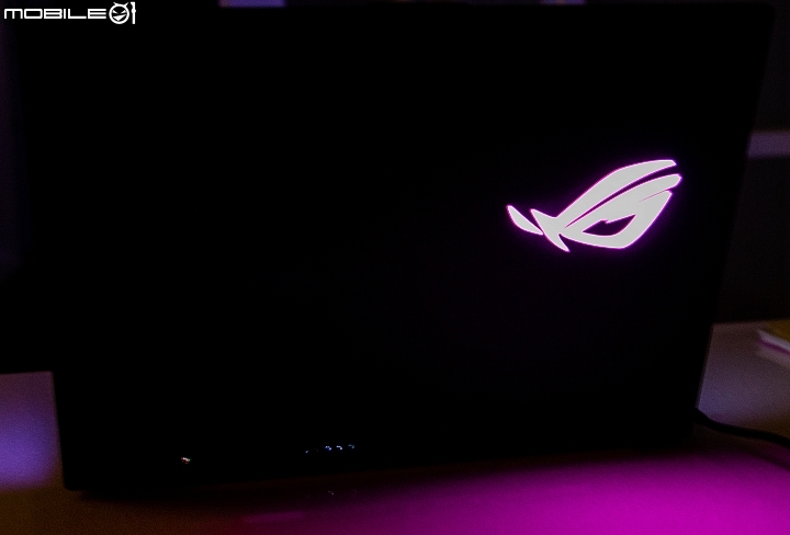 [用家開箱]我的第一台 ROG STRIX HERO II RTX 版