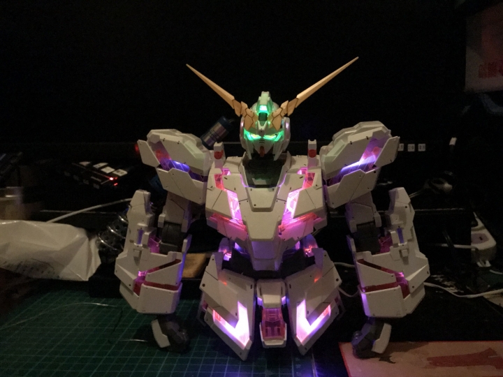 MEGA Unicorn 1/48 LED燈組改造