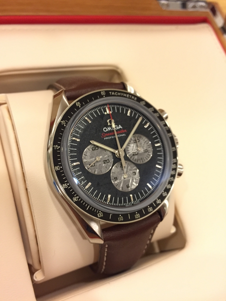[開箱] Omega Speedmaster 隕石錶