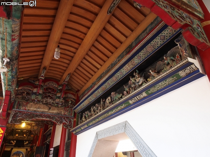雲林 麥寮 拱範宮 — 臺灣保存最完整名匠師對場作的廟宇